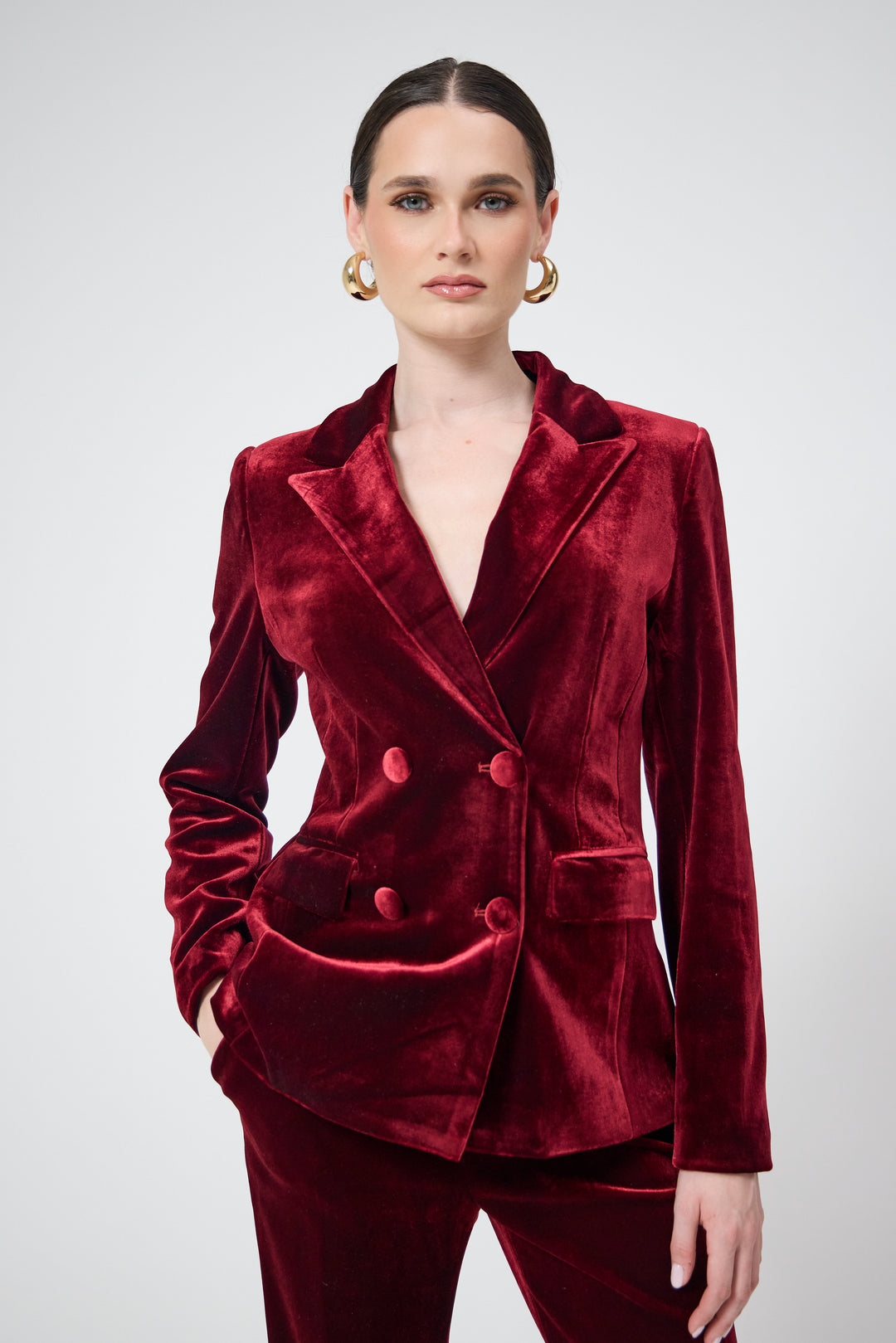 Evara – Burgundy Velvet Blazer & Trouser Suit